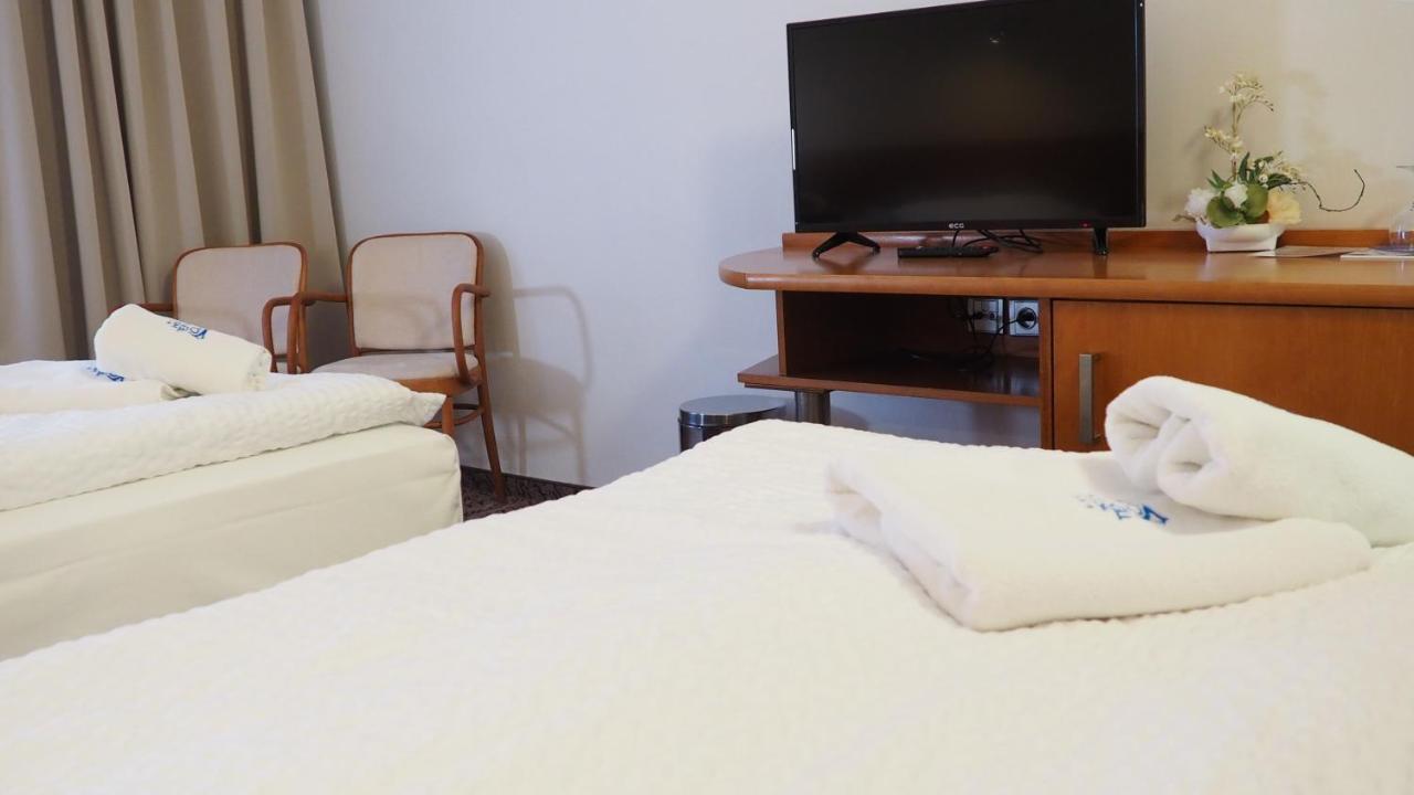 Hotel Tennis Club Простеёв Экстерьер фото