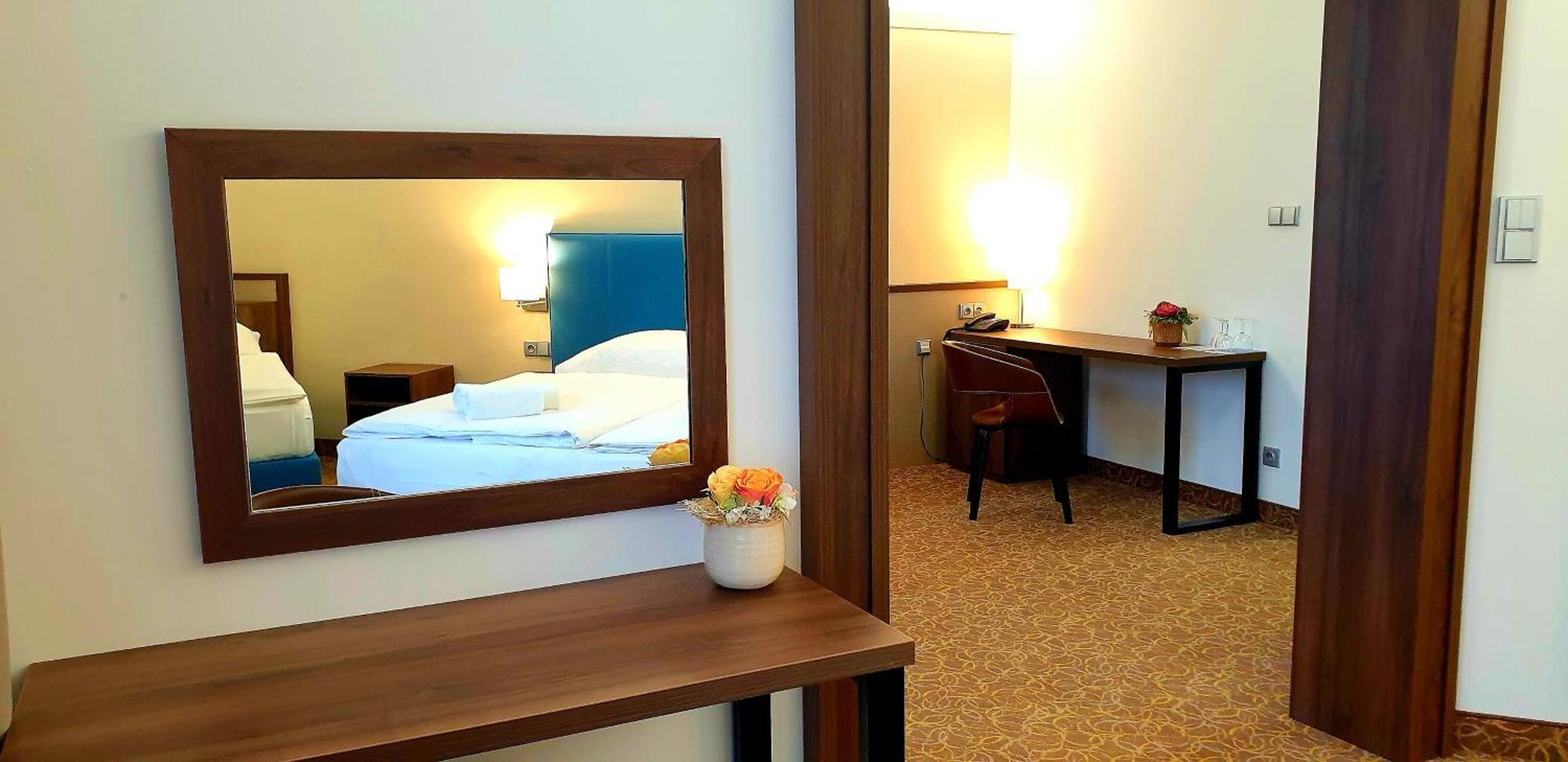 Hotel Tennis Club Простеёв Экстерьер фото