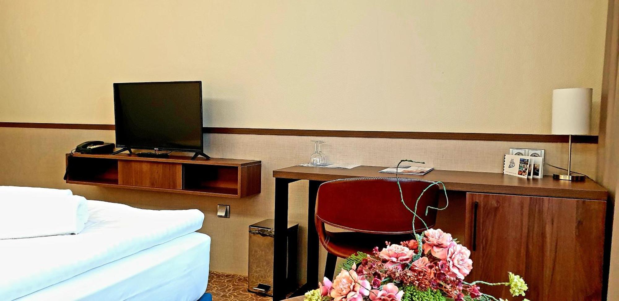 Hotel Tennis Club Простеёв Экстерьер фото